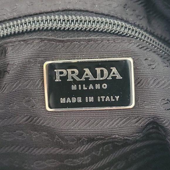 ‼️SOLD‼️ Vintage Prada Tessuto Mini Top Handle - Picture 6 of 10